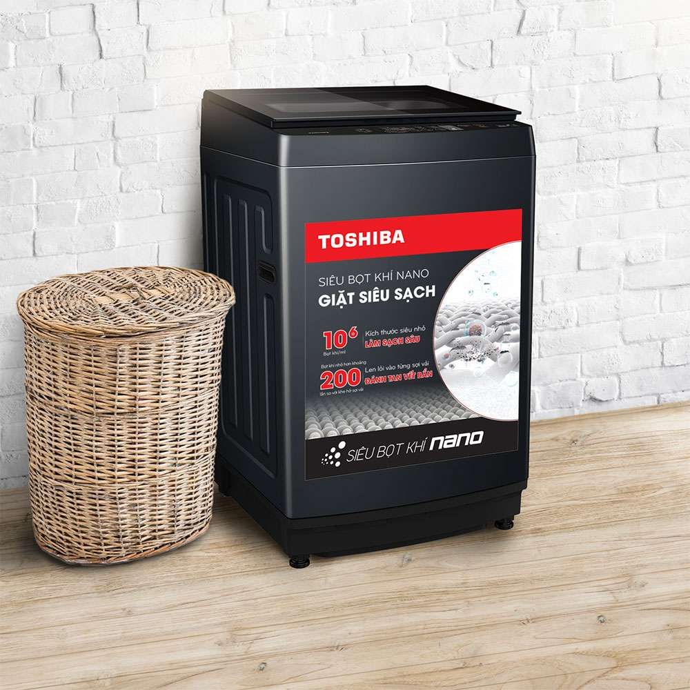 Máy giặt Toshiba AW-DUK1300KV(MK) sở hữu thiết kế tinh tế và hiện đại với gam màu đen sang trọng