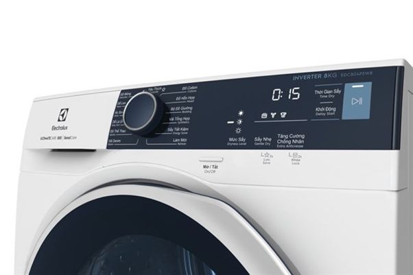 Sản phẩm cũng sở hữu chương trình giặt lớn tới 13 chế độ thông minh