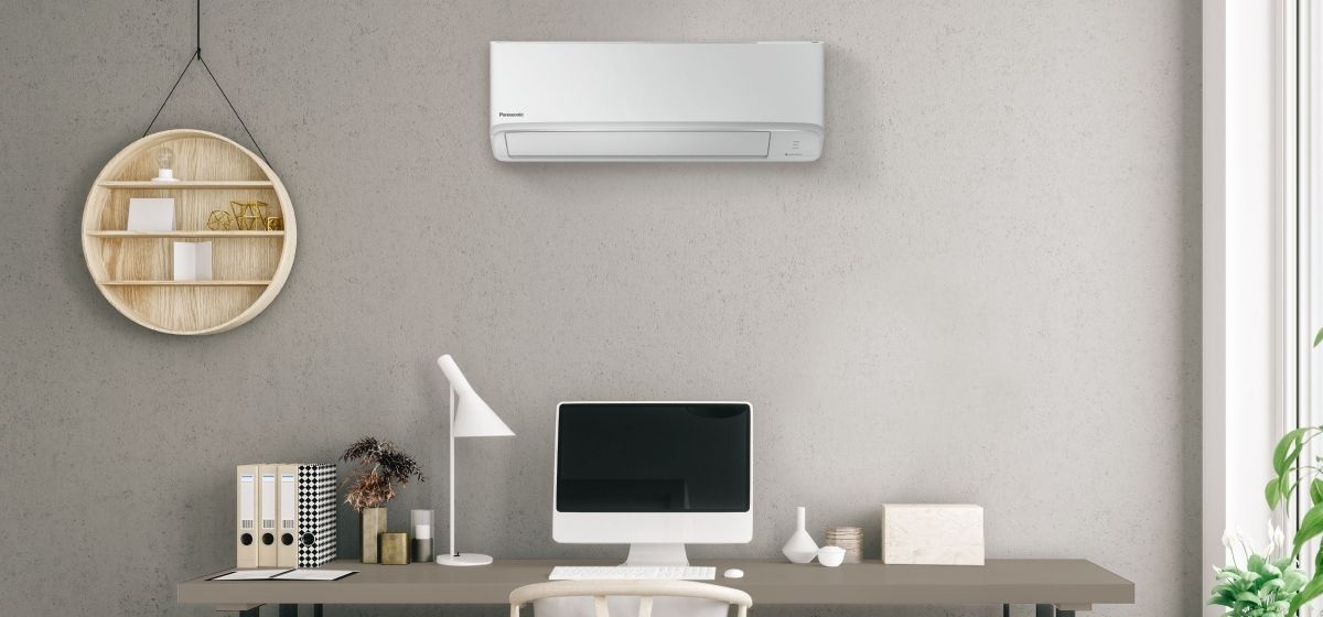 Panasonic N12AKH-8 được thiết kế với kiểu dáng tối giản nhưng không kém phần hiện đại