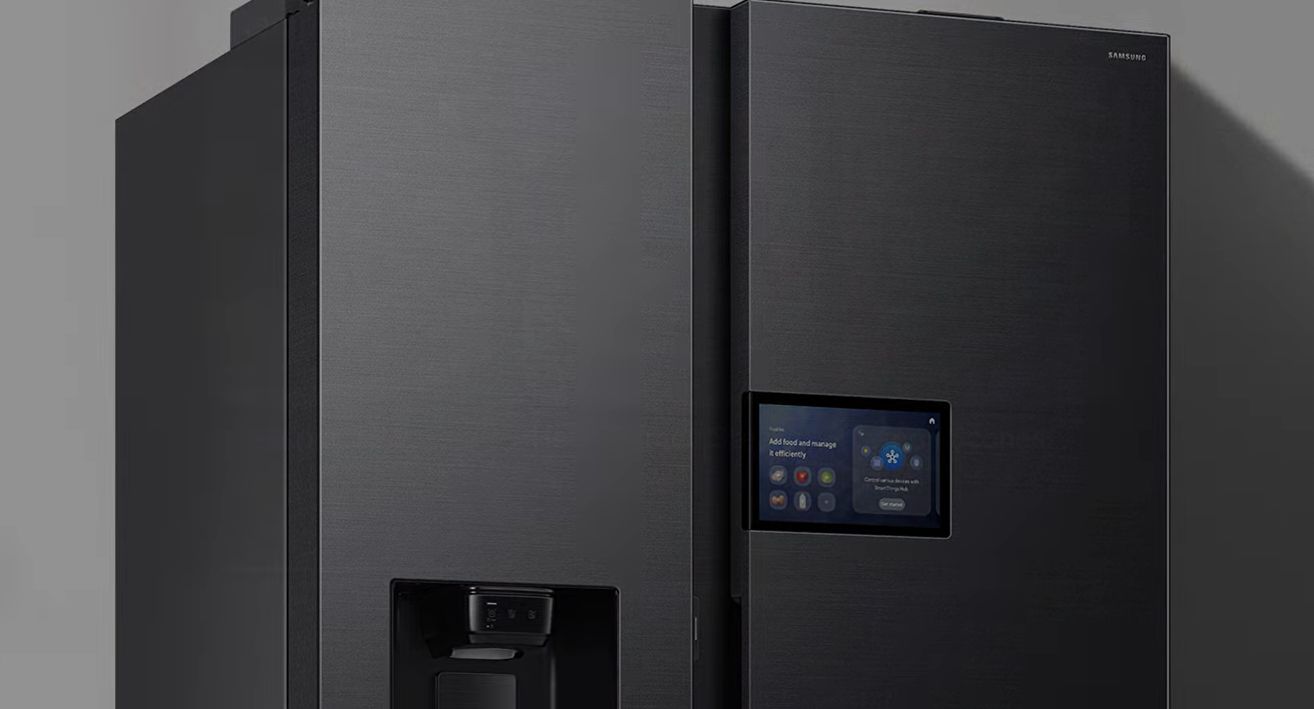 Samsung RS90F65D2FSV tích hợp màn hình AI Home 9 inch hiện đại