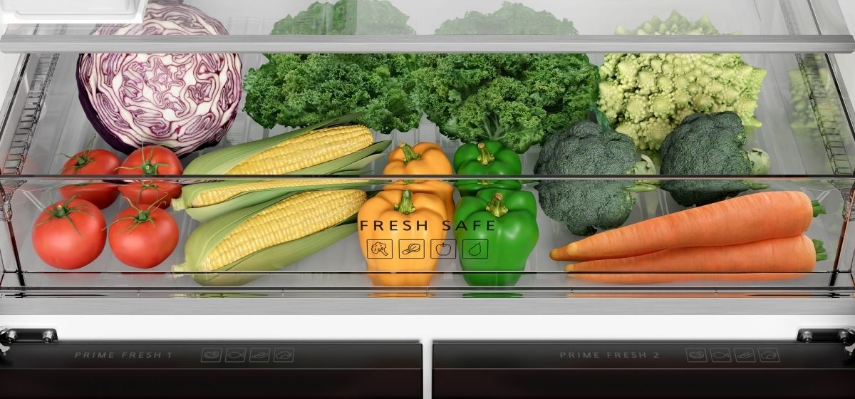 Công nghệ Fresh Safe cùng Bộ lọc kiểm soát độ ẩm duy trì môi trường độ ẩm luôn ở mức 90%