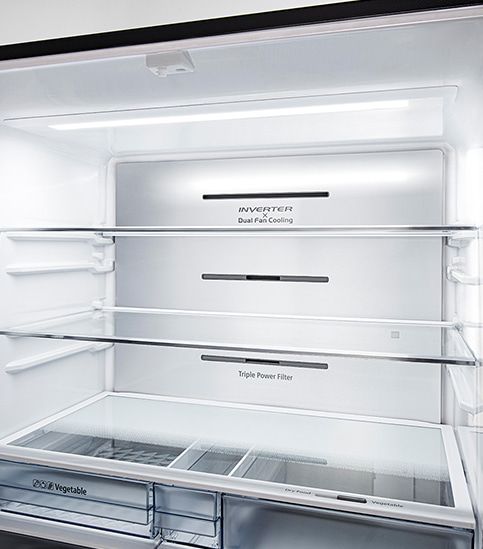 Tổng kho điều hòa, điện máy miền Bắc tại Hà Nội Đèn LED chiếu sáng được trang bị trong các ngăn tủ