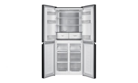 Tủ có dung tích sử dụng lớn đáp ứng nhu cầu bảo quản thực phẩm 