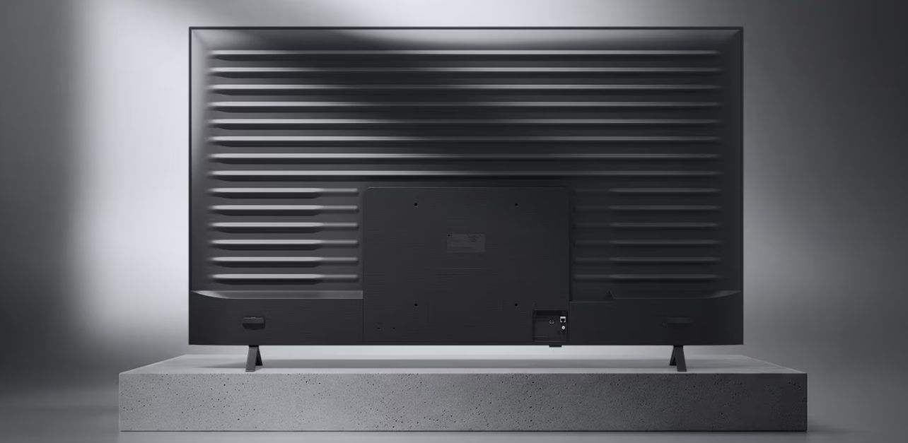 Hoàn thiện với lớp kim loại mỏng tinh xảo