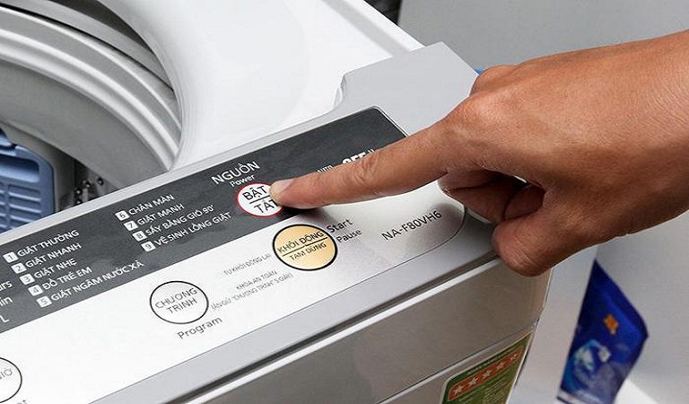 thinh-phat-Nhấn giữ nút nguồn nhiều lần máy giặt