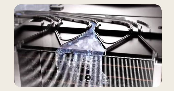 Tổng kho điều hòa, điện máy miền Bắc tại Hà Nội Tự động kích hoạt các vòi phun nước để làm sạch bề mặt ngưng tụ