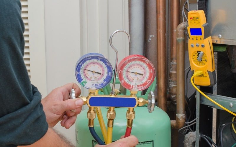 Tổng kho điều hòa, điện máy miền Bắc tại Hà Nội Điều hòa Daikin bị thiếu gas