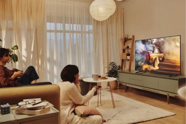 Tivi Samsung Crystal UHD: Đặc Điểm Nổi Bật, Có Nên Mua